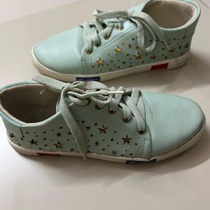 Women’s Casual Shoes Star Cut