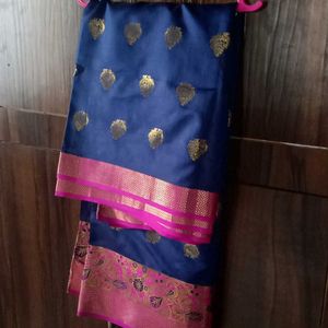 Saree With Stitched Blause