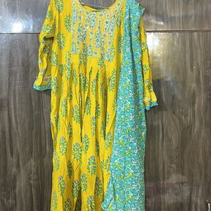 Womens Kurta With Dupatta Set