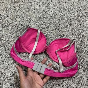 Sale‼️Codes Combined Pink Bra 🩷