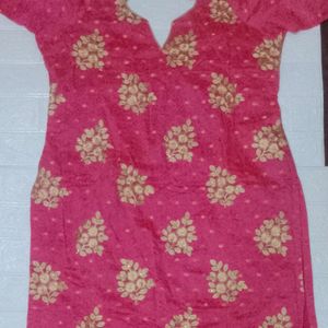 New🥰 Cute Shiny Pink PartyWear kurti With Lining