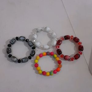 Bracelet