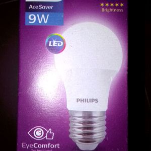 Philips 9W LED Bulb