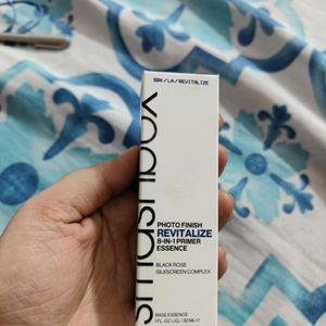 Smash box Photo Finish Revitalize Primer Essence