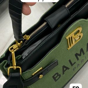 🆕️🔥Price DROP --Balmain Paris Handbag