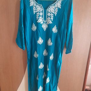 PRETTY Chikankari KURTI😍😍