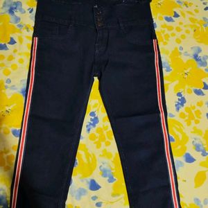 "Trendy Red Stripe Jeans - Unique & Stylish"