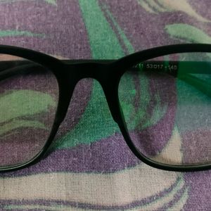 Spectacle With Case(Price Negotiable)