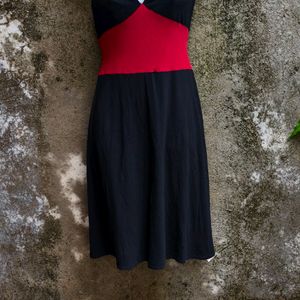 SEXY' BLACK AND RED COLOUR DRESS