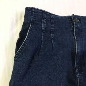 Stretchy Denim Highwaisted Skirt W-28/30