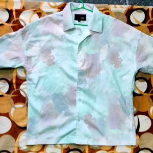 Watercolor Print Shirt 👕 ( M )