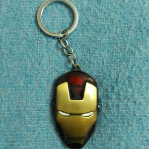 Marvel Iron Man Helmet Metal Keychain