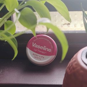 Vaseline Lip Therapy Balm