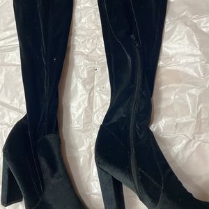 Knee Rise Boots Velvet