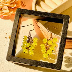 Hanging Green Grapes Earrings