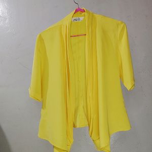 PRICE DROP 🔴Women's Yellow Top/Blouse