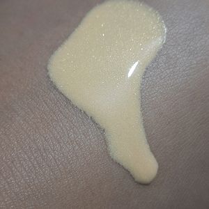 MYGLAMM Glow Goals Illuminating Sunscreen