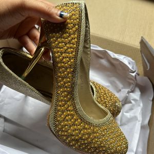 Golden Bridal Heels. Will Fit Size 38-39