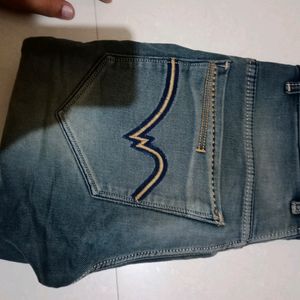 Jeans 28"