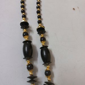 Trendy Black Beads Necklace With Earrings