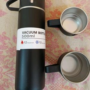 500 ml Vaccum bottle with 3 mini cups