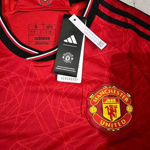 MANCHESTER UNITED NEW HOME JERSEY SIZE - S (38)