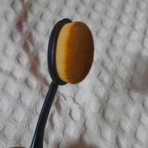 Foundation Brush