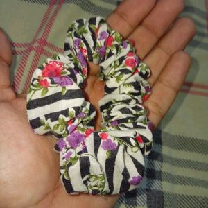 Combo Of Hair Scrunchie & Bow