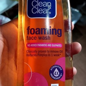 Clean&Clear Face Wash 240ml