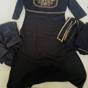 Beautiful Black Colour Suit Set