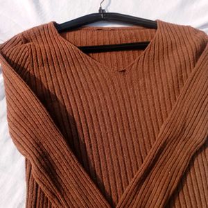 Brown Ribbed Sweater Top🪹🛍️