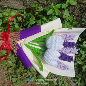 Crochet Levender And Tulip 🌷 BOUQUET