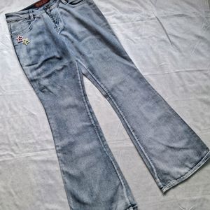 Bootcut jeans/Flared jeans