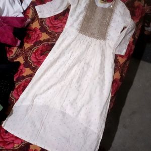 Women Like New Kurta Set