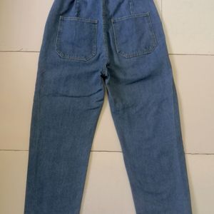 High Waisted Straight Fit Jeans