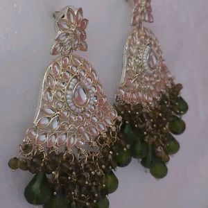 Mehendi Earing