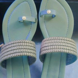 Olive Flat Sandals At Cheap Price