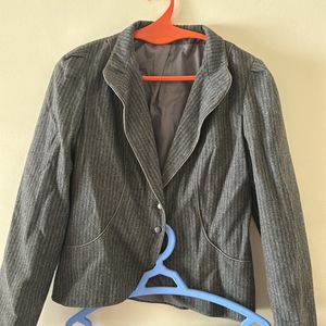 Combo Of 2 Formal Blazer+ Trousers( Women)