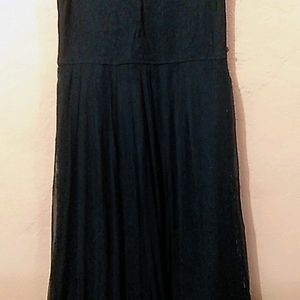 NEW STYLISH AND DESIGNER BLACK GOWN