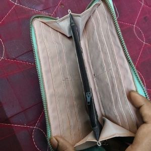 Wallet With Many Compartments