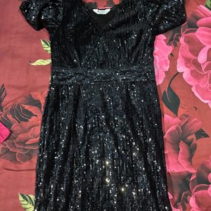 BLACK PARTY DRESS