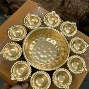 Metal Diya Set