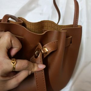 Amante Bucket Bag