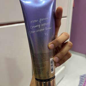 VICTORIA SECRET MIDNIGHT BLOOM LOTION