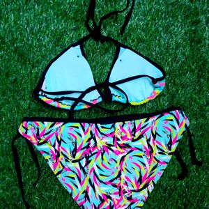 Beautiful Swimming Bra...❣️