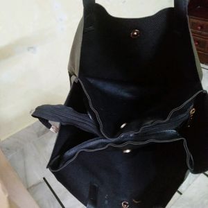 Black Hand Bag