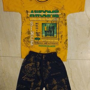 Tshirt & Half paint KIDS(1 to 2 Yr Cloth)