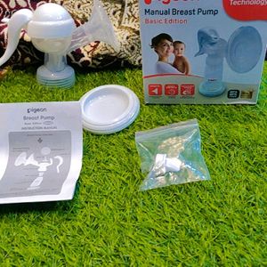 Pigeon Manual Breast Pump Basic Edition