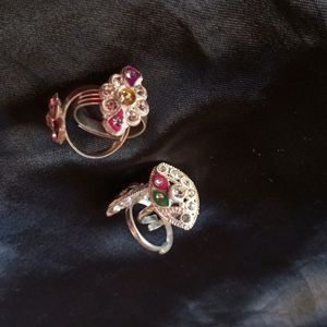 Two Pairs oftoe Rings (Bichiya?)