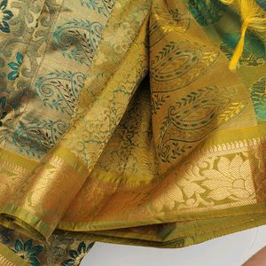 SILK SAREE 🥻 ✨️ INA BEAUTIFUL 😍 CONDITION